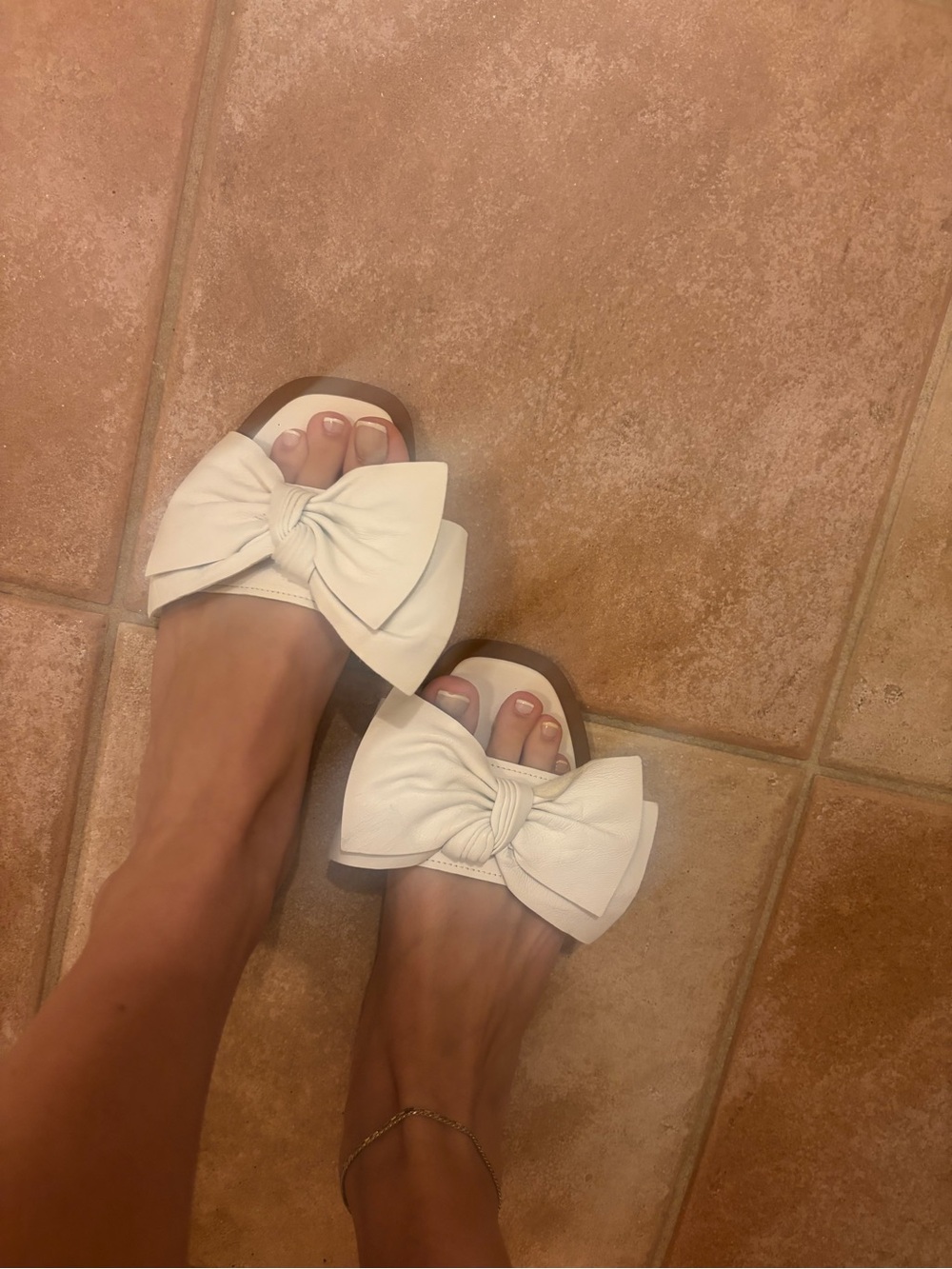 Zara White Bow Slide Sandals